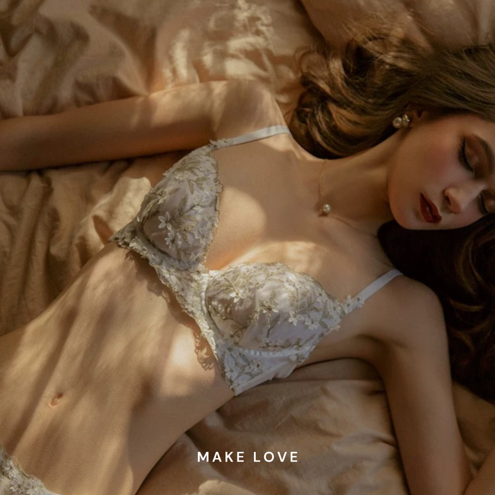 Bloom Lace Set（ブラショーツセット・全3色） – M A K E L O V E